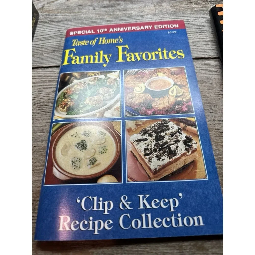 Lot Of Four Favorite Recipes Our Best Cooks Moose Bloomington IL Pampered Chef +